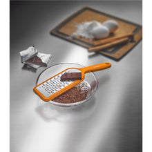 Cargar imagen en el visor de la galería, RALLADOR INOXIDABLE VICTORINOX, NARANJA 7.6084.9
